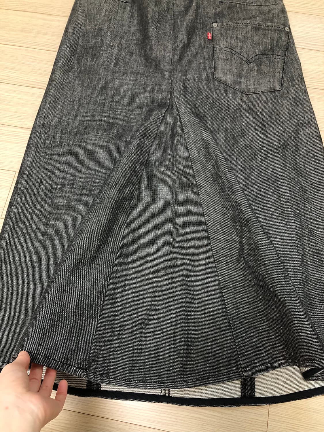W30 리바이스 엔지니어드 치마 흑청 롱스커트 상품이미지3