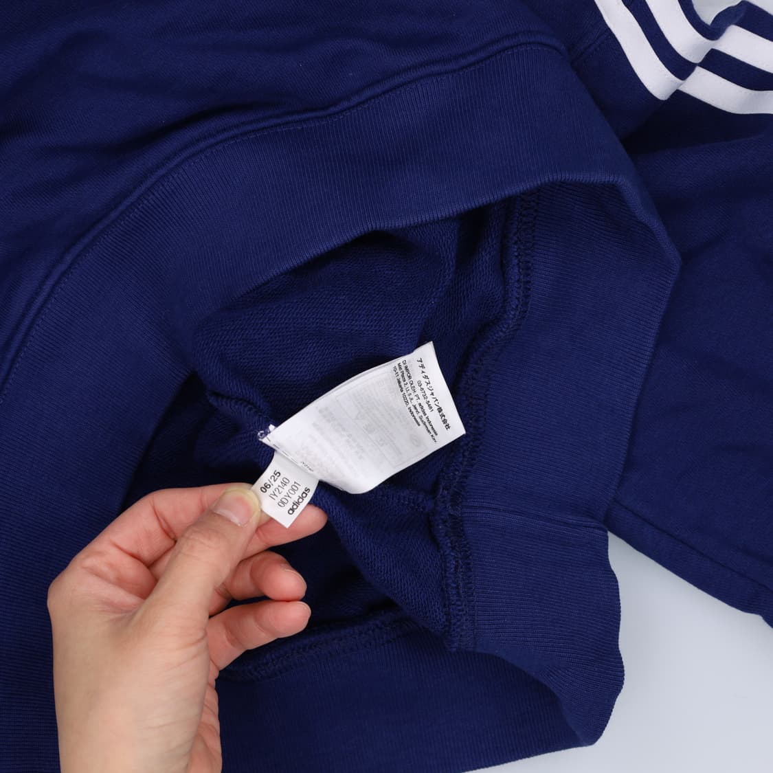 S 신형아디다스 여성 크롭맨투맨 0224H1 상품이미지5