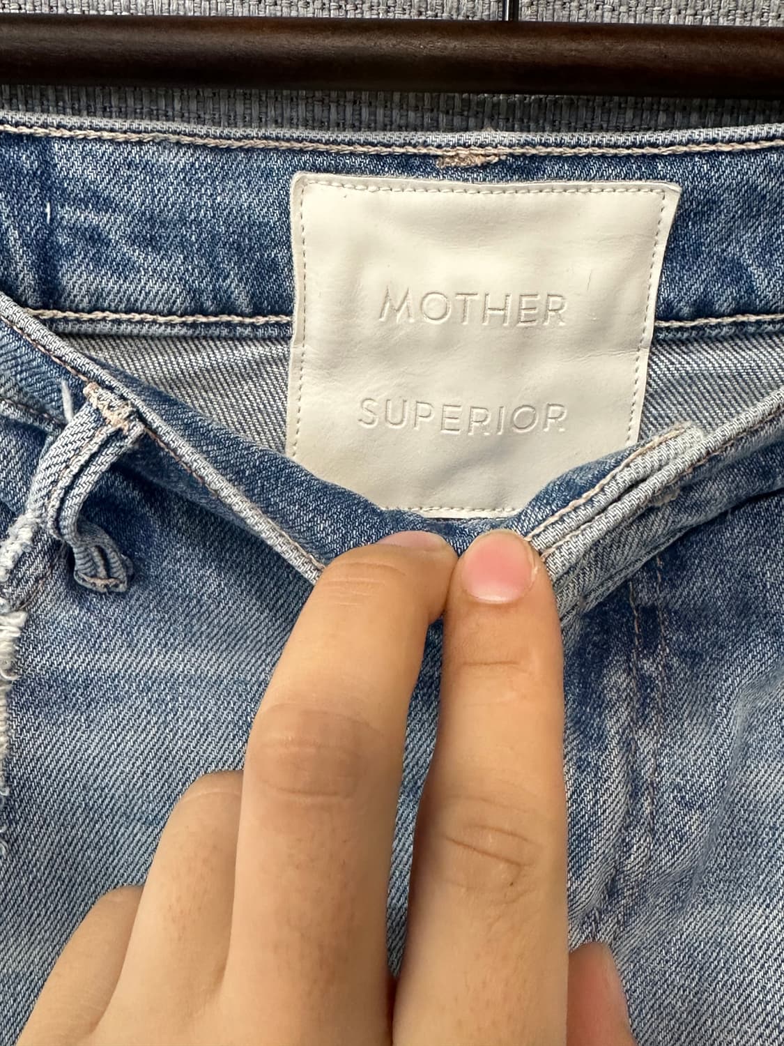 MOTHER 데님 자수 미니스커트 상품이미지3