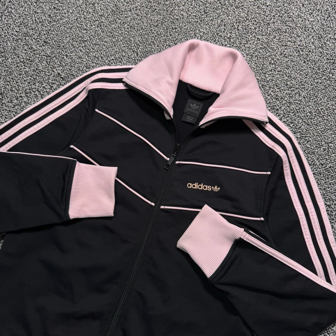 Name : 아디다스 베켄바우어 핑크라인 블랙컬러 져지 :)  상품이미지2