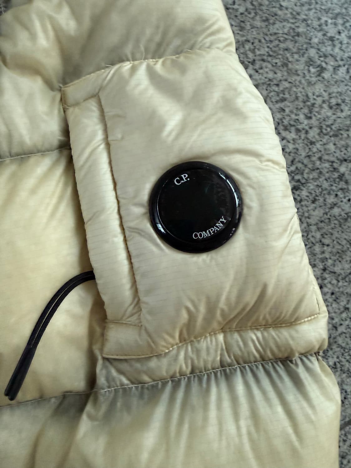 CP컴퍼니 DD쉘 XL 새상품 상품이미지4