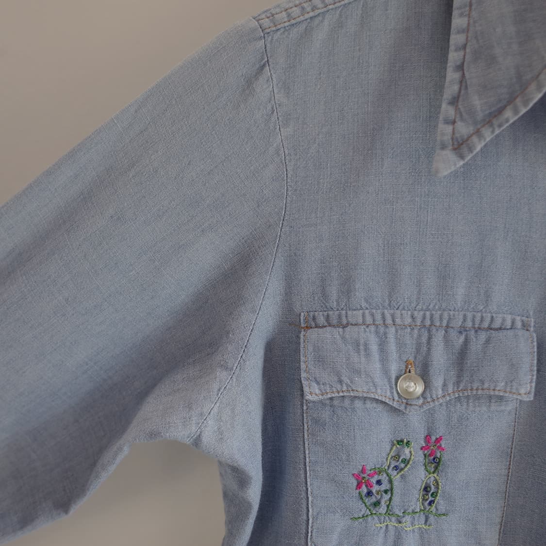 70‘s Levi's Hand Embroidered Shirt 상품이미지5