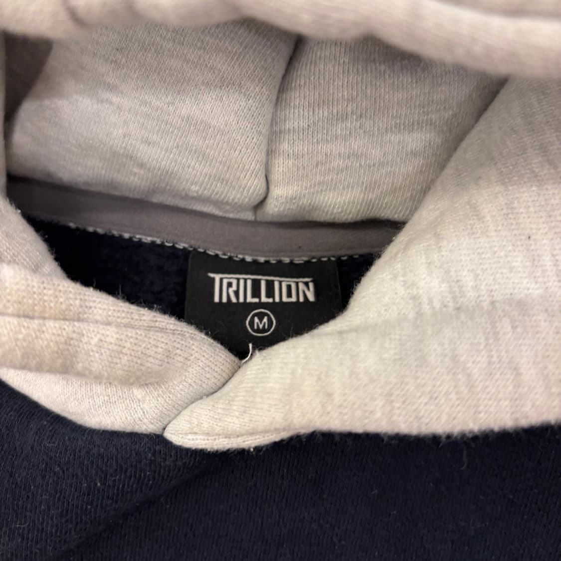 트릴리온 빅로고 투톤 후드티 상품이미지3