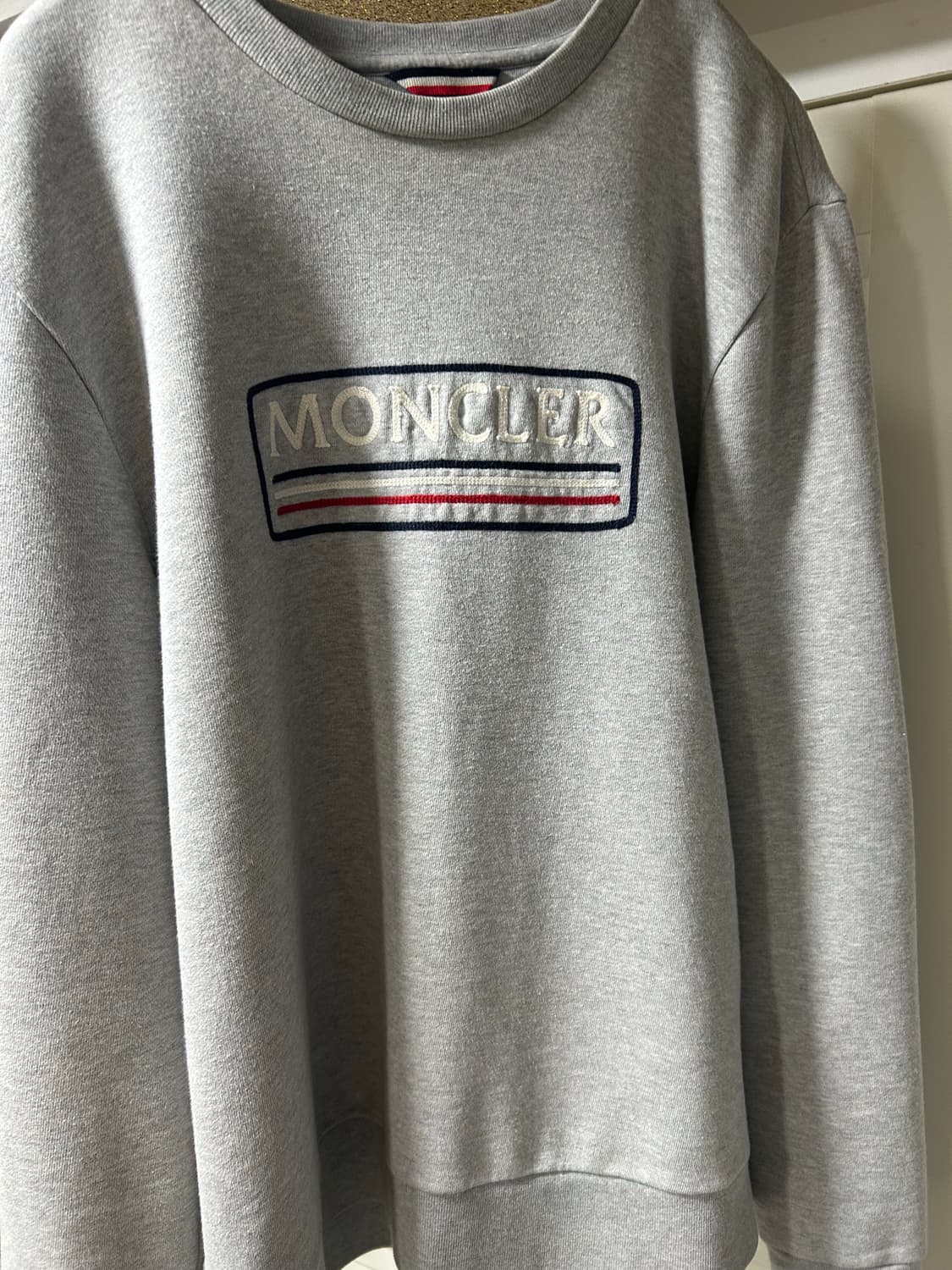 몽클레어 맨투맨 (L) 상품이미지2