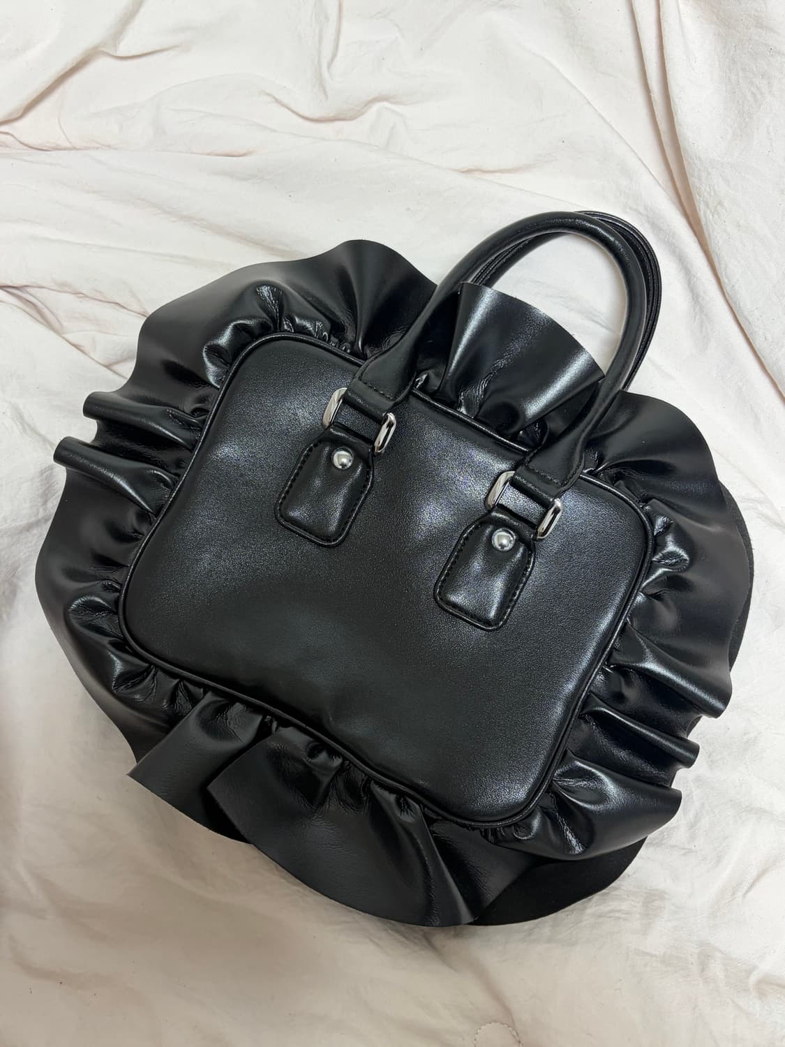 꼼데가르송 걸 프릴백 상품이미지1