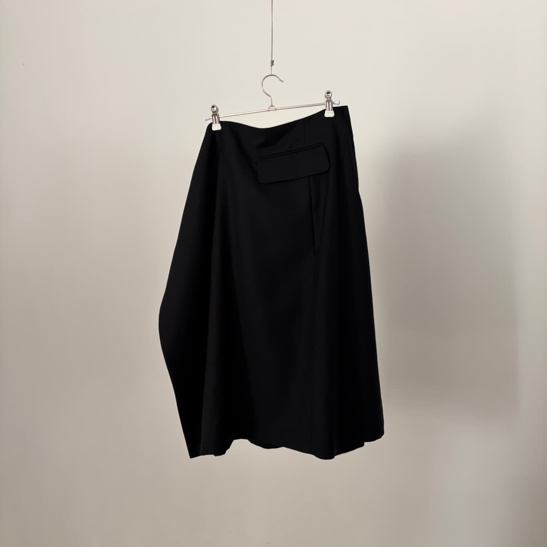 Side Transformed Button Detail Skirt 상품이미지1