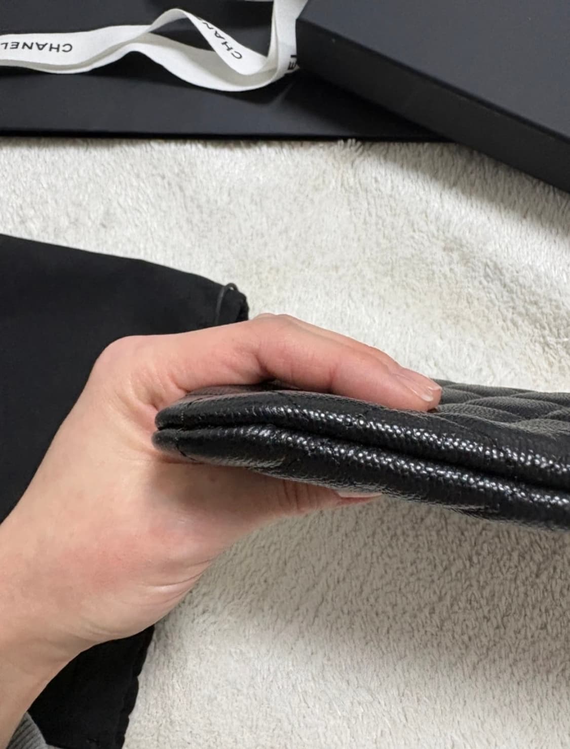 샤넬 블랙 캐비어 클러치 뉴미듐 상품이미지6