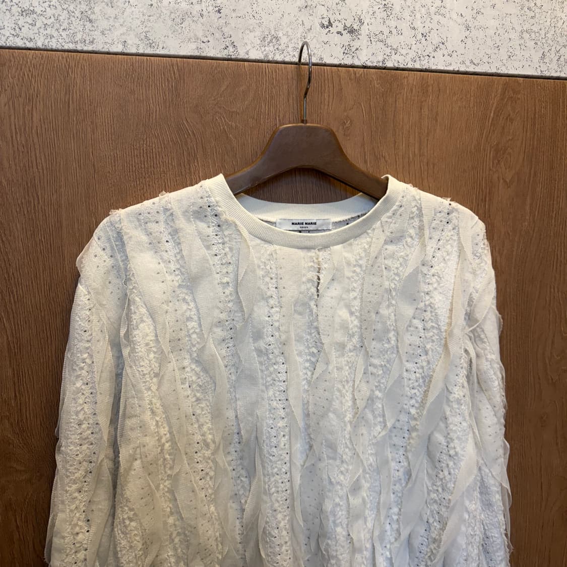 빈티지 라운드넥 니트 레이스 프릴 패널 디테일 루즈핏 아이보리 상품이미지6