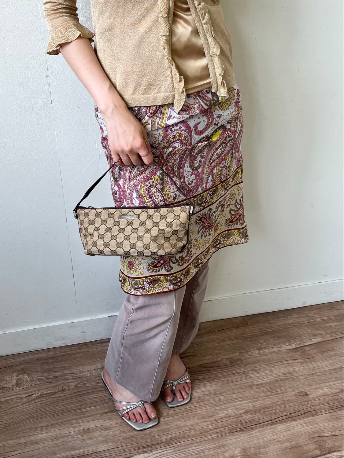 GUCCI GG 로고 캔버스 숄더백 상품이미지7