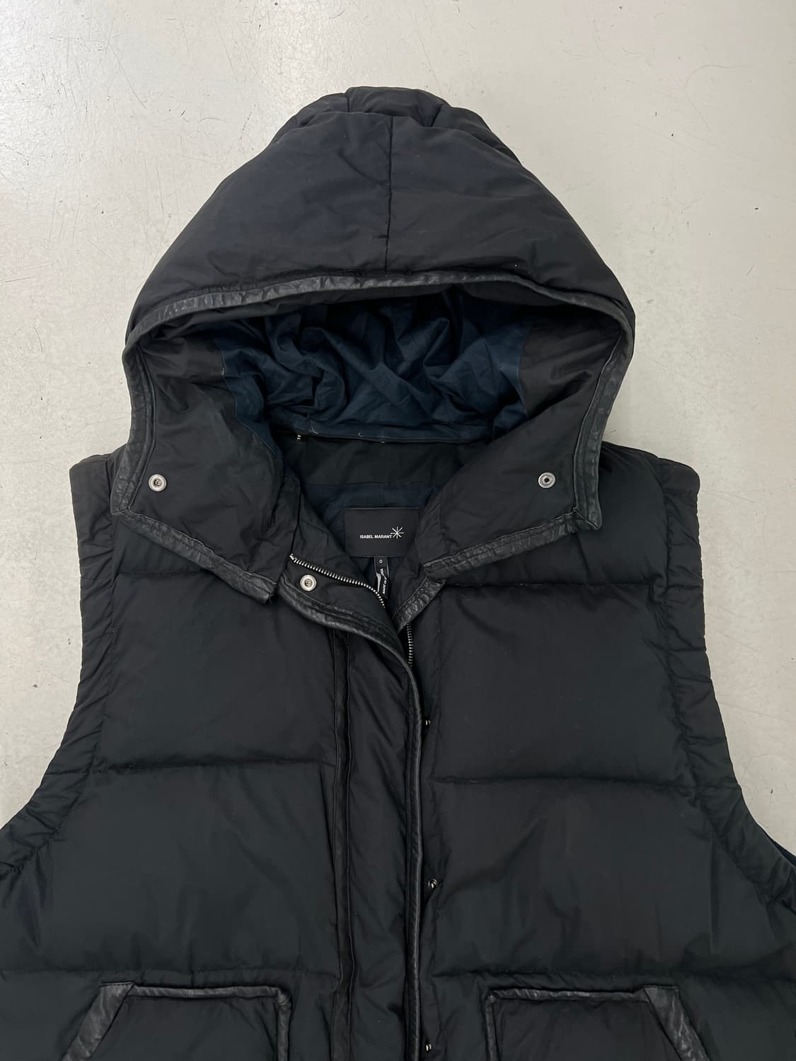 이자벨마랑 레더트림 푸퍼 베스트 상품이미지3