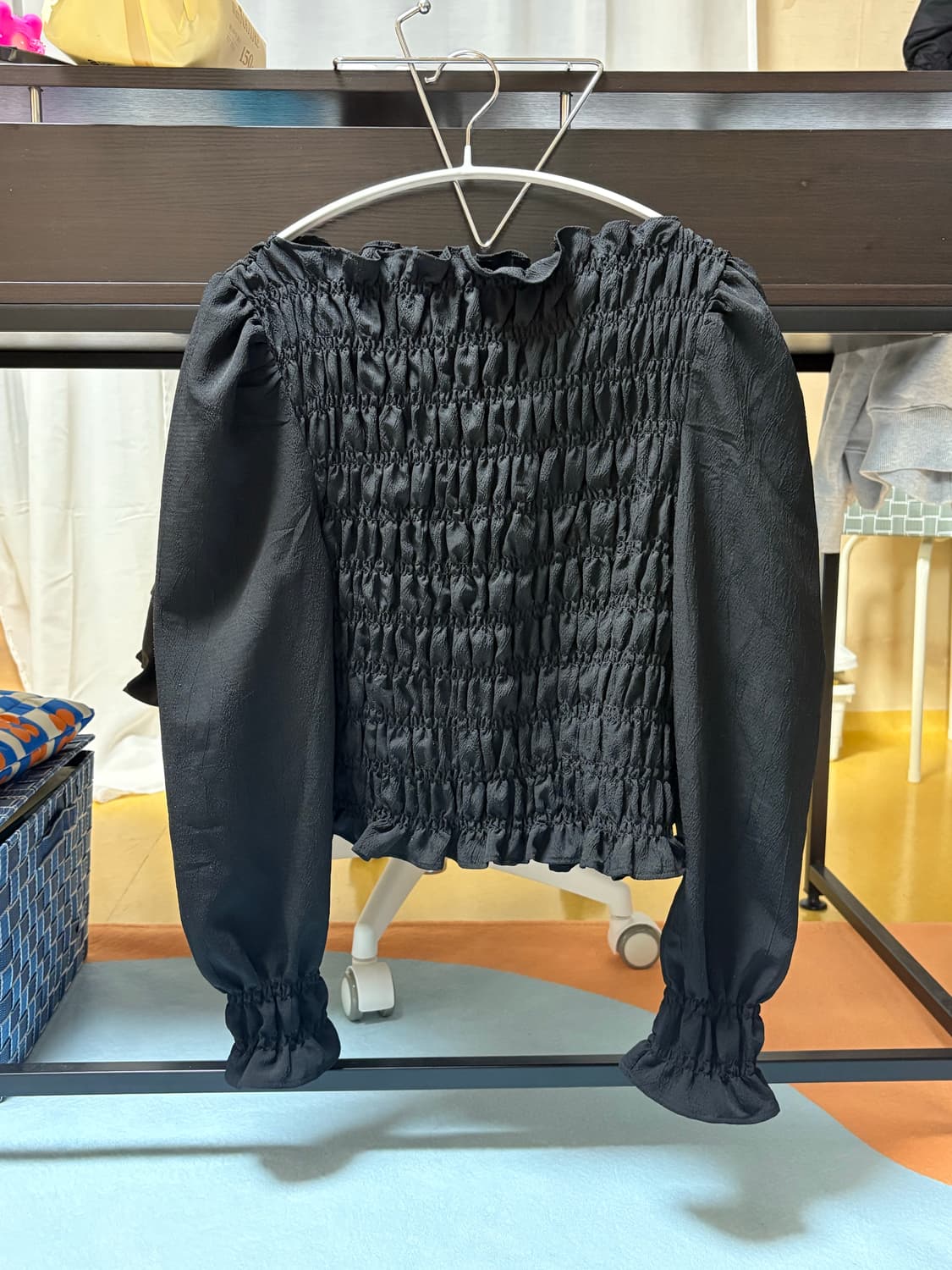 h&m 셔링 블라우스 상품이미지1