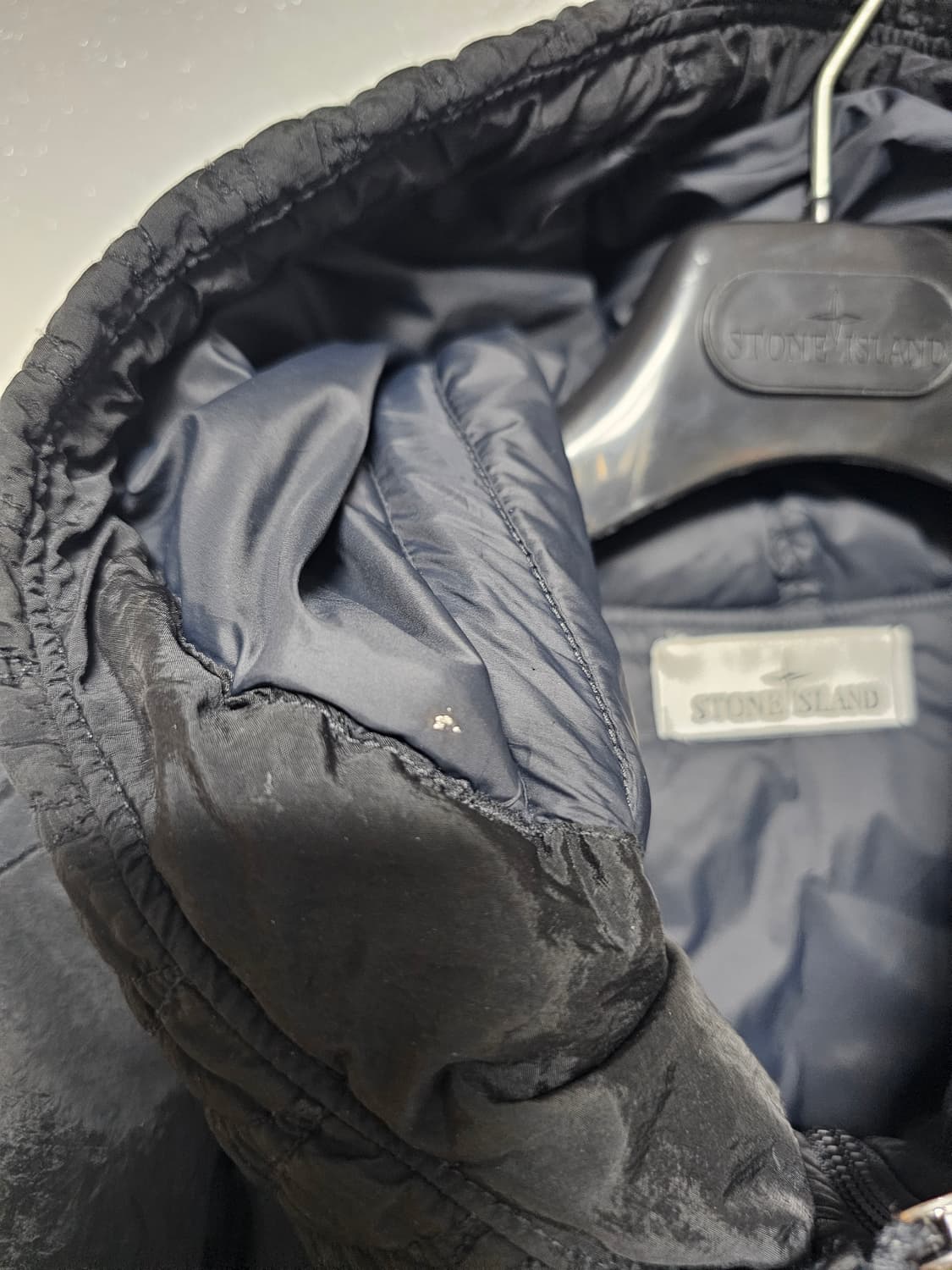 스톤아일랜드 나일론 메탈 다운 패딩 상품이미지10