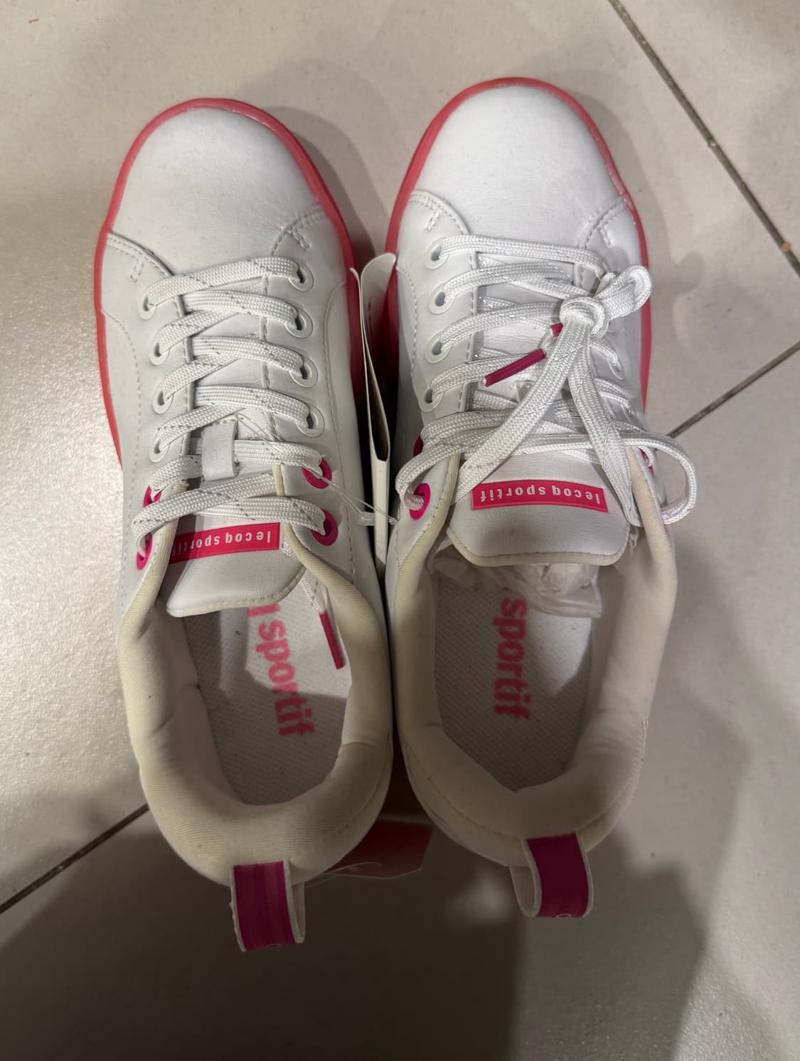 [새상품] 르꼬끄 이브 235 운동화 상품이미지1