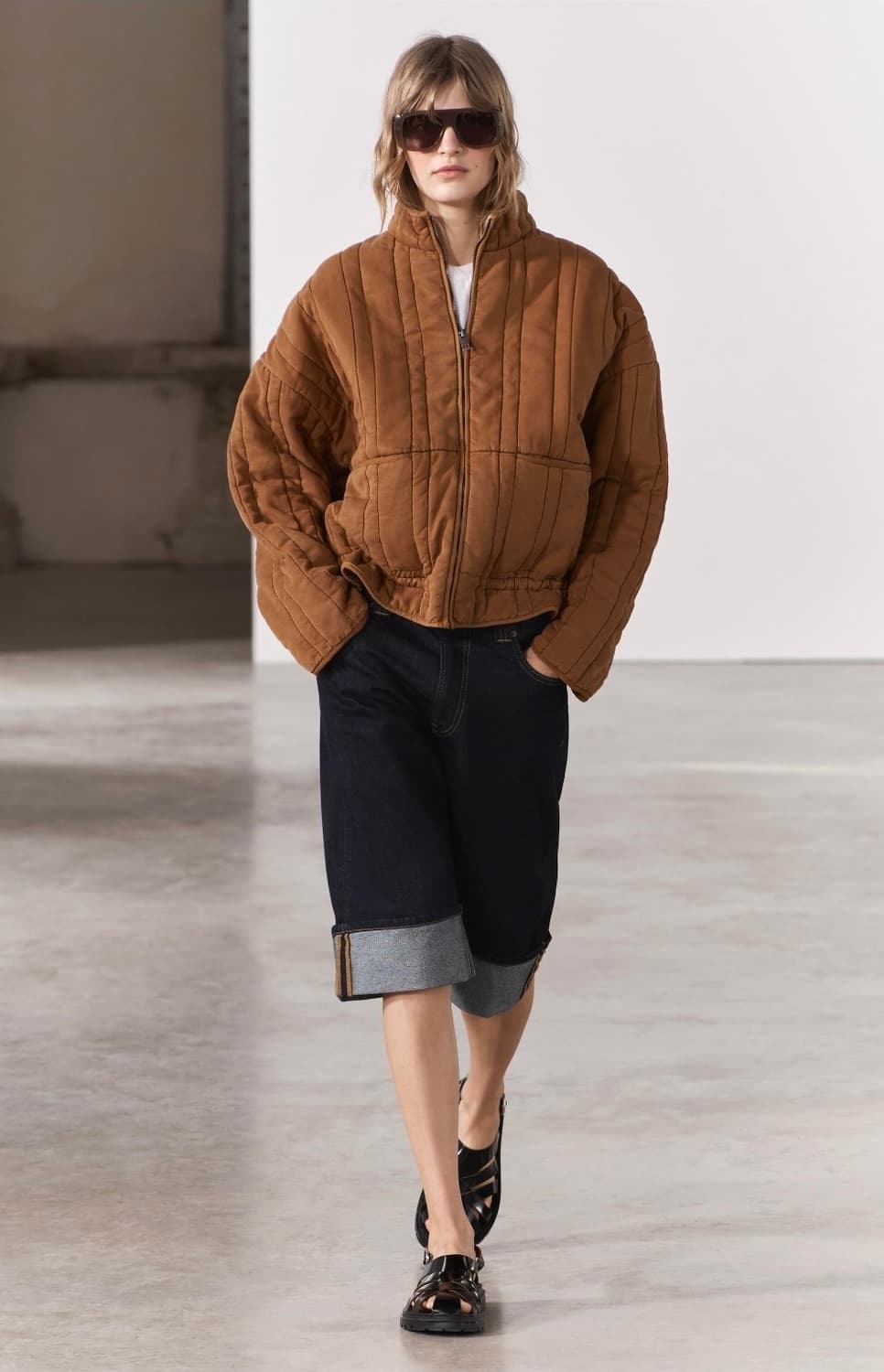 자라(ZARA) 세로 깔깔이 집업 자켓 상품이미지1