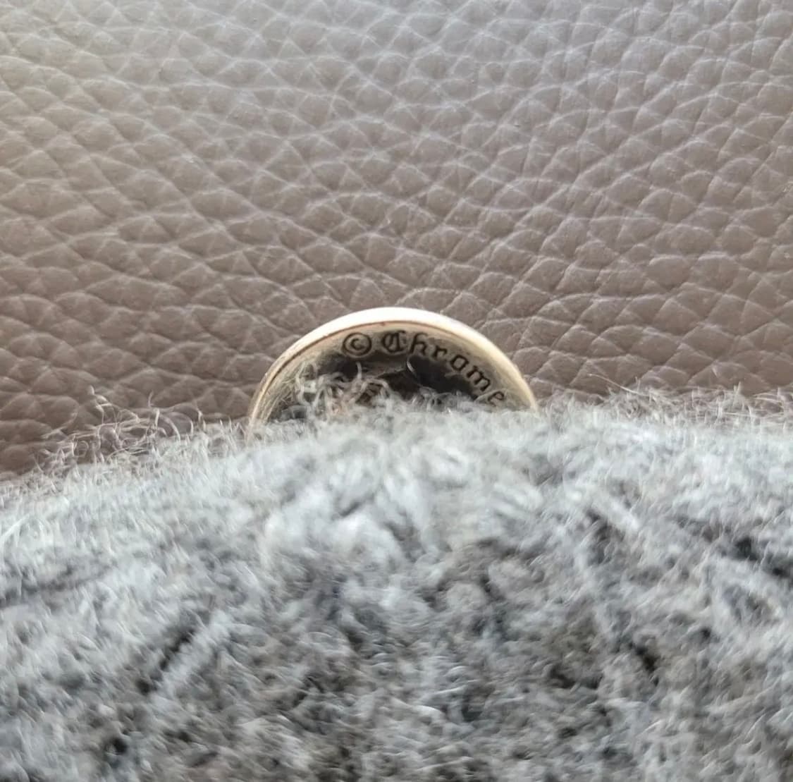 크롬하츠 크랙 화이트 크로스패치 캐시미어 비니 상품이미지3