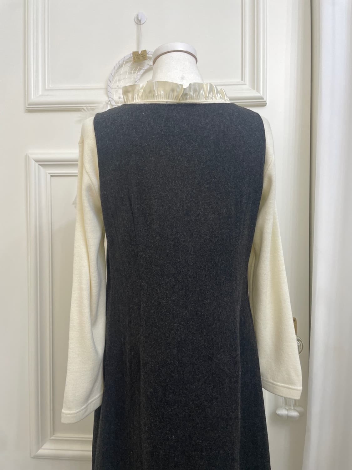 ivory satin frill point knit&black pleat 상품이미지4