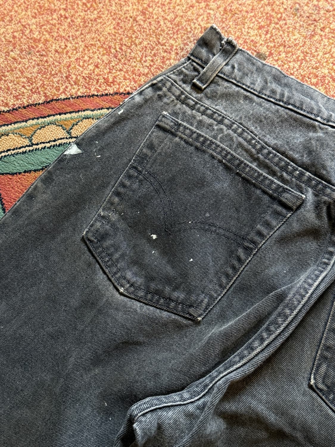 Levis 90년대 테이퍼드 블랙진 데님 페인팅 디자인 팬츠 상품이미지7