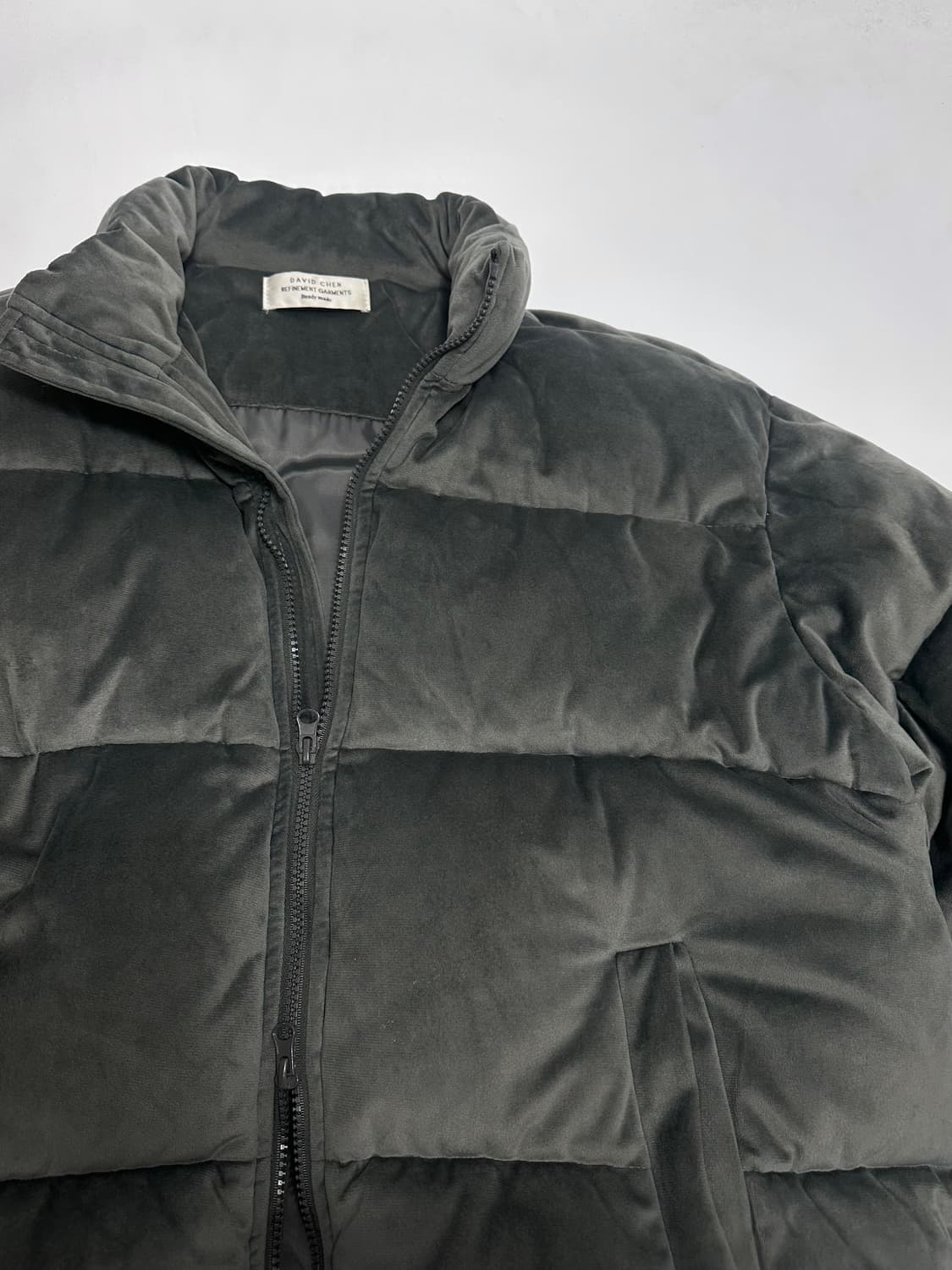 DAVID CHEN 데이비드 첸 벨벳 푸퍼 패딩 상품이미지2