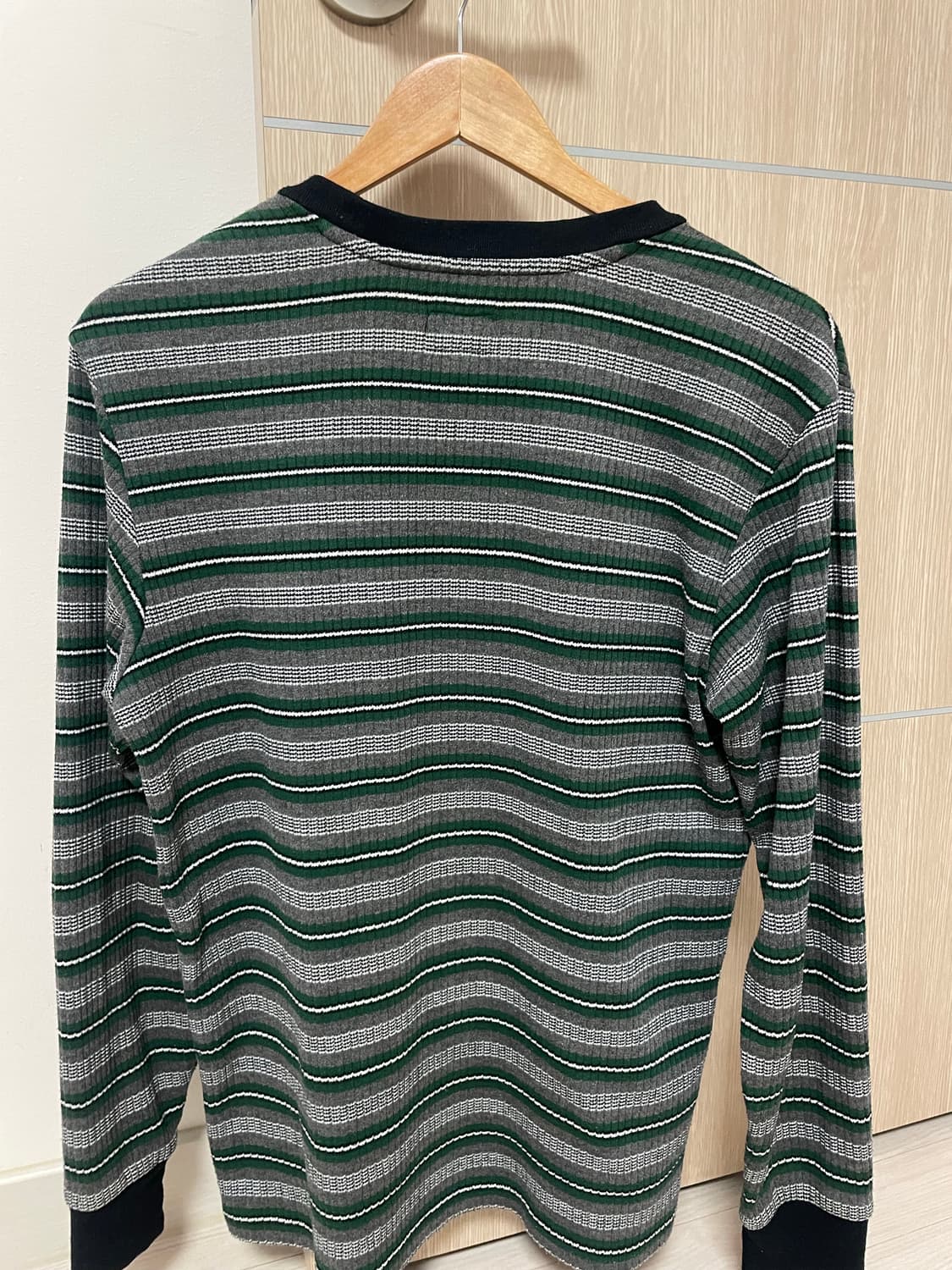 슈프림 니트 티셔츠 상품이미지2