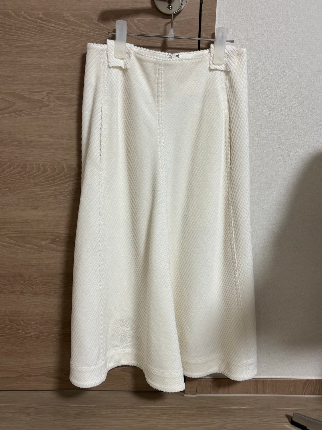 Le17 코듀로이 스커트(택달린 새상품) 상품이미지2