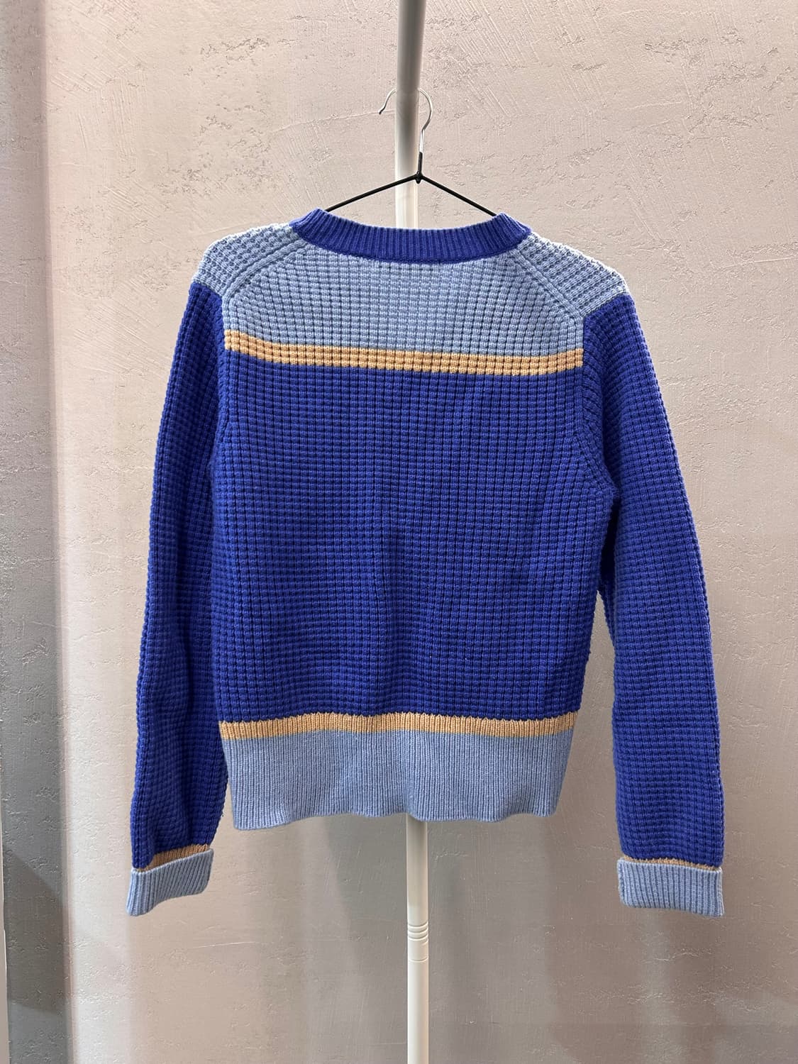 MARNI X 유니클로 블루 브이넥 니트 상품이미지3