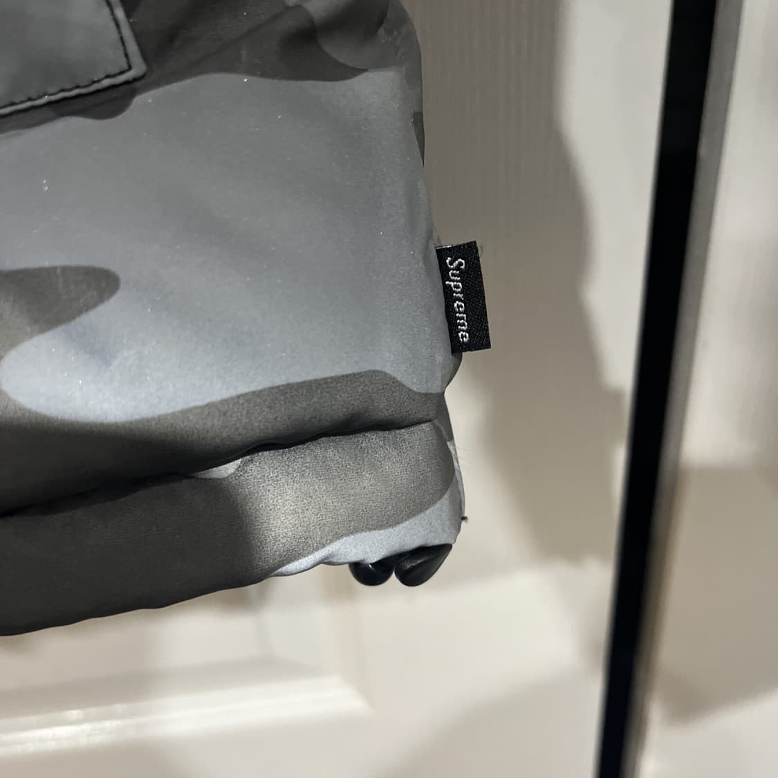 18FW 슈프림 리플렉티브 다운 패딩 자켓 카모 상품이미지3