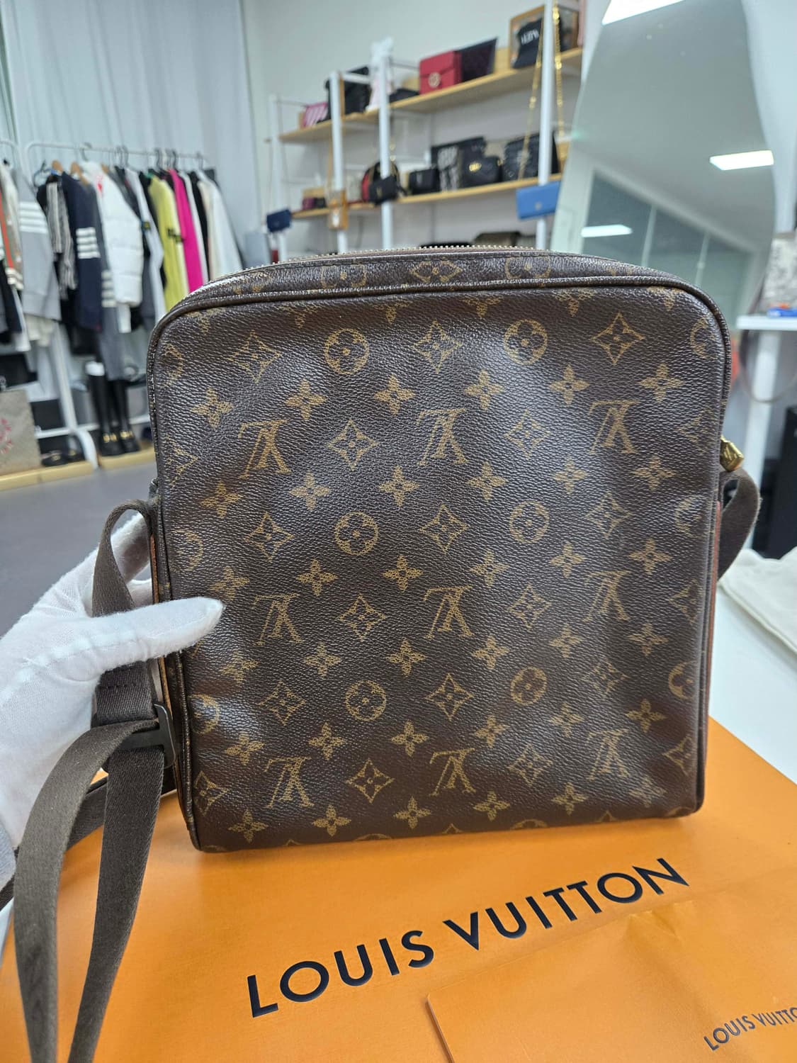 [50%세일] 루이비통 모노그램 크로스백 상품이미지2