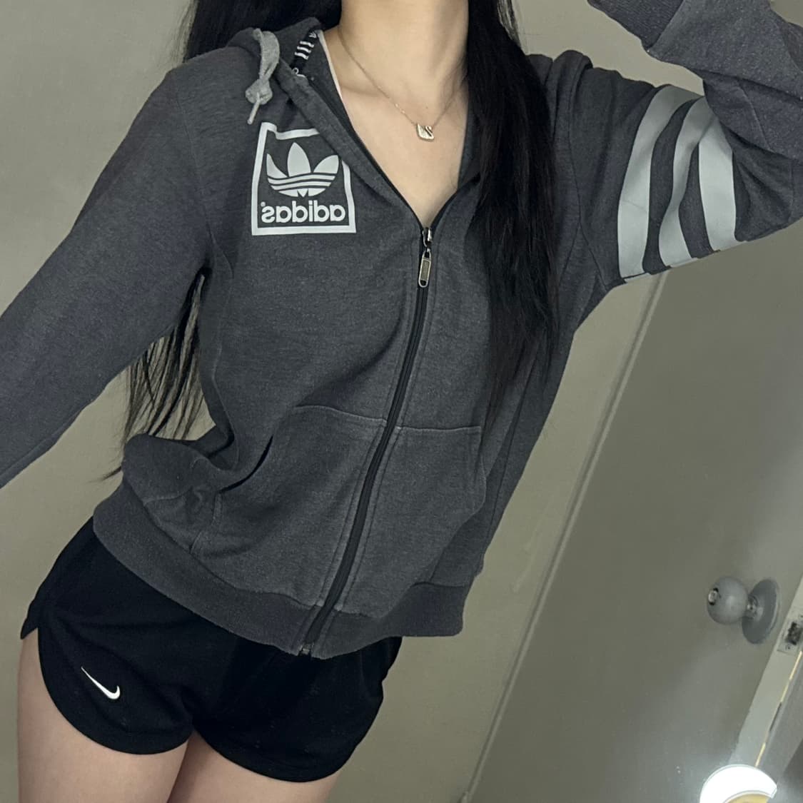 아디다스 불꽃 파이어버드 삼선완장 후드집업 상품이미지3