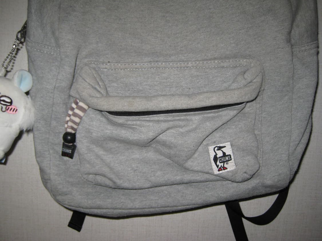 CHUMS 그레이 백팩 책가방 가방 후드티 재질 상품이미지3