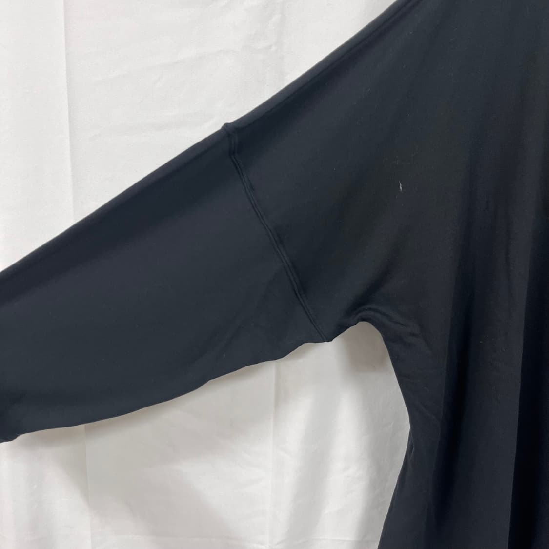 나이키 브이넥 오버핏 티셔츠 (새상품) 상품이미지4