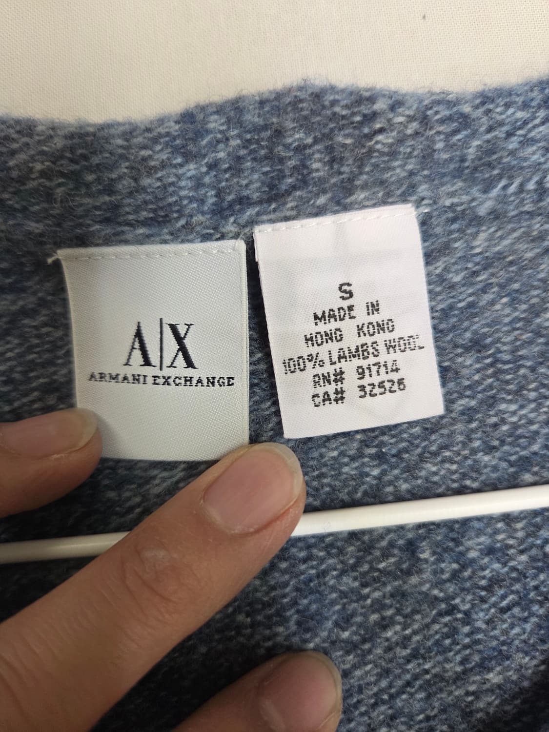 아르마니 익스체인지 V넥 니트 s 상품이미지3