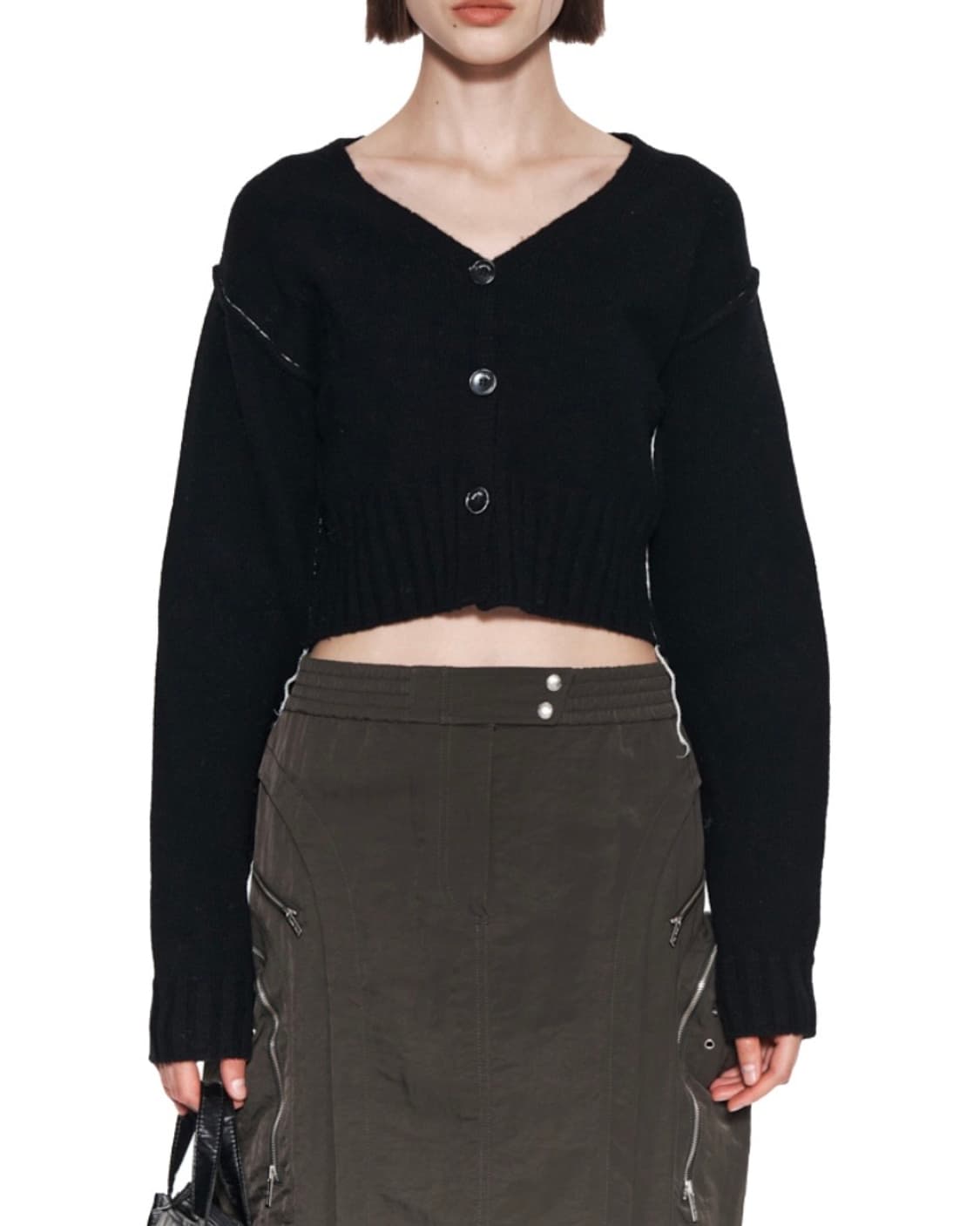 마뗑킴 마뗑 스티치 포인트 크롭 가디건 블랙 상품이미지4