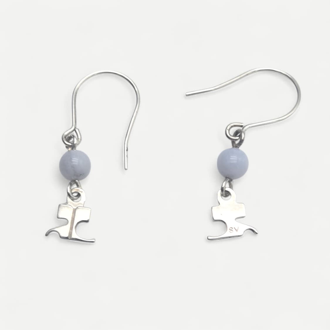 꾸레쥬 로고 실버 귀걸이 상품이미지5