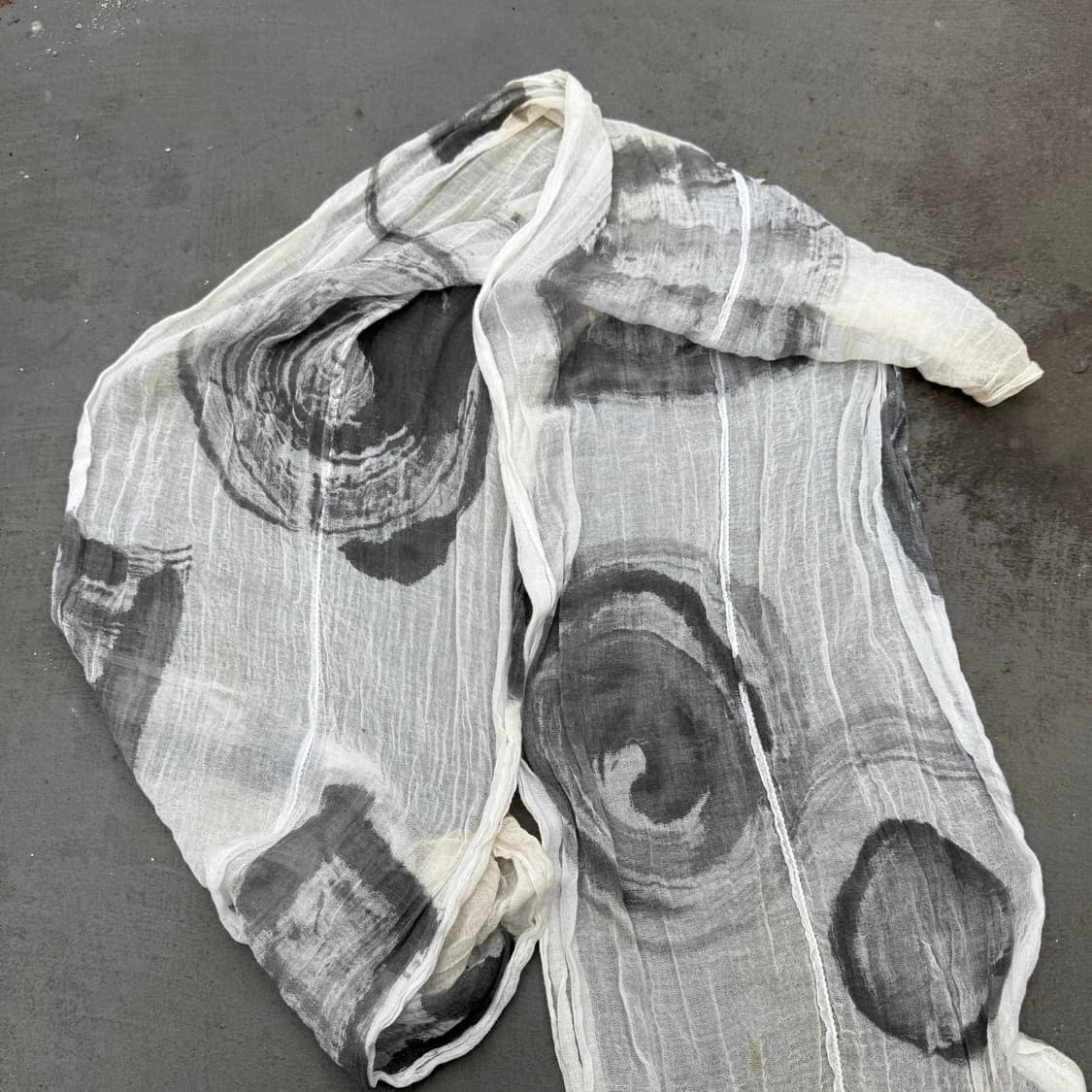 VTG black mold scarf 플리츠 나염 스카프 상품이미지4