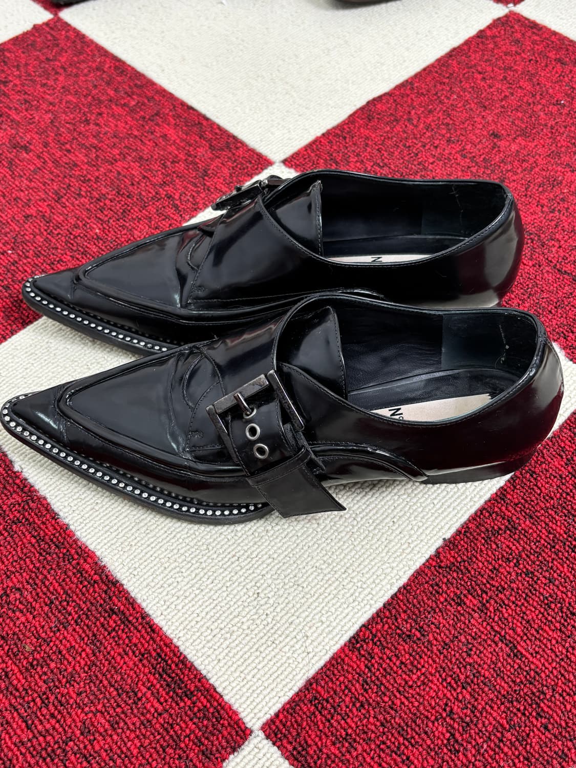 N21 Crystal-Studded Pointed Buckle Loafe 상품이미지6