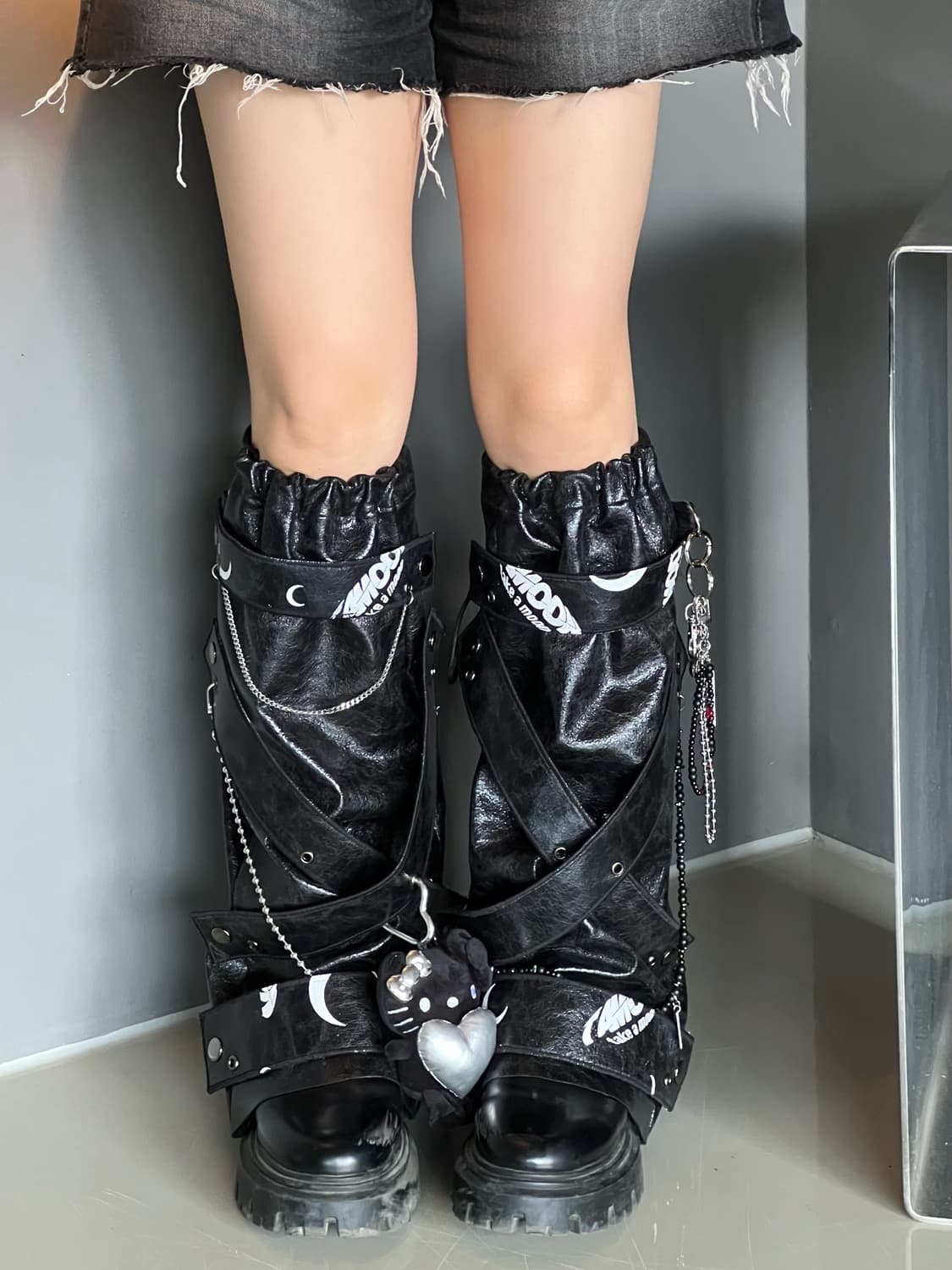 TAMOON LEG WARMER (Leather Ver.) 상품이미지7