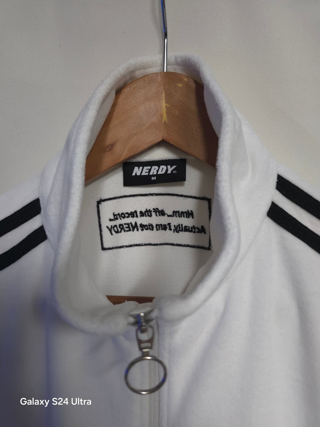 널디 화이트 벨벳 져지 M ✨️정품✨️ 상품이미지3
