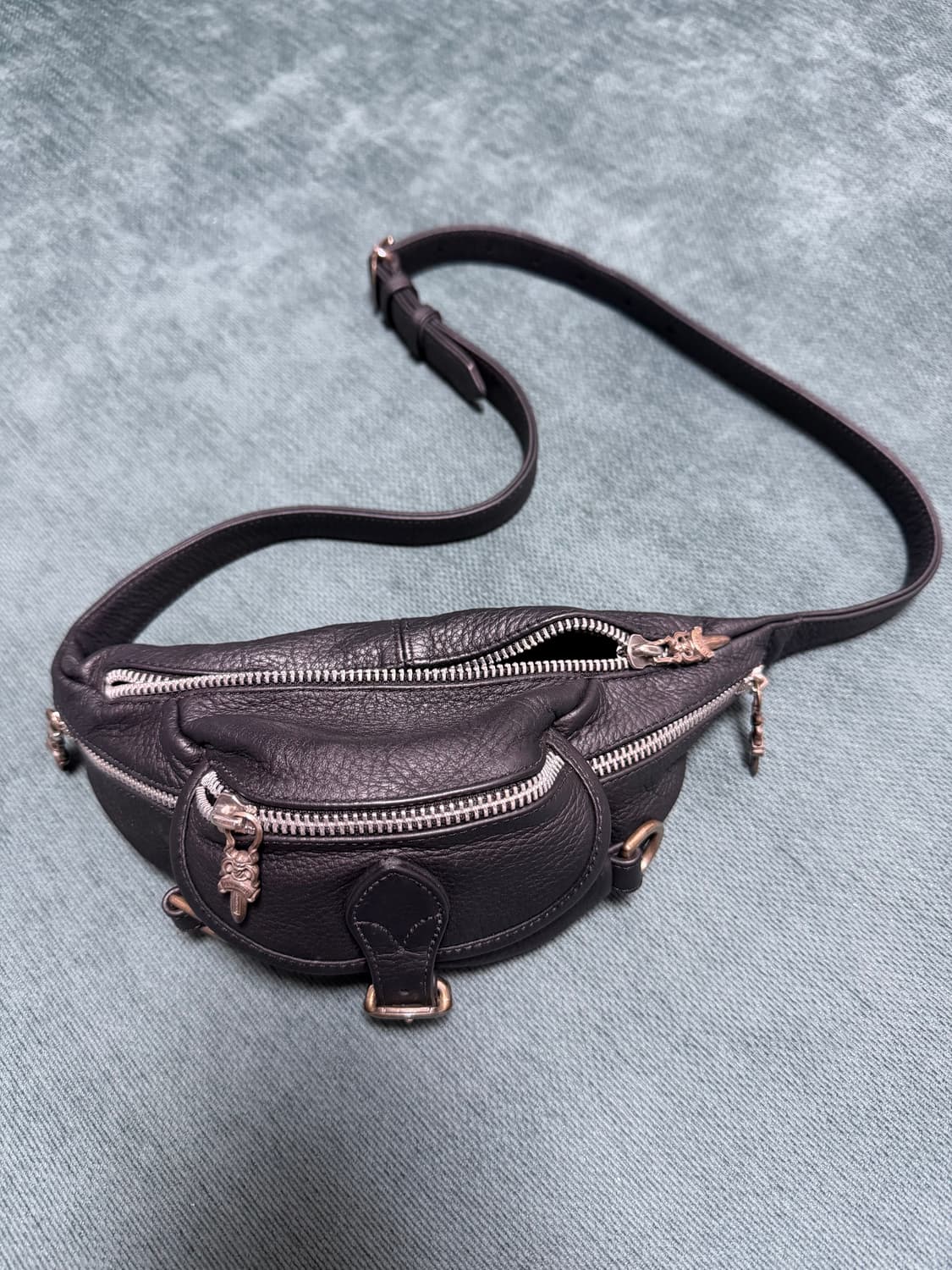 크롬하츠 가방 상품이미지1