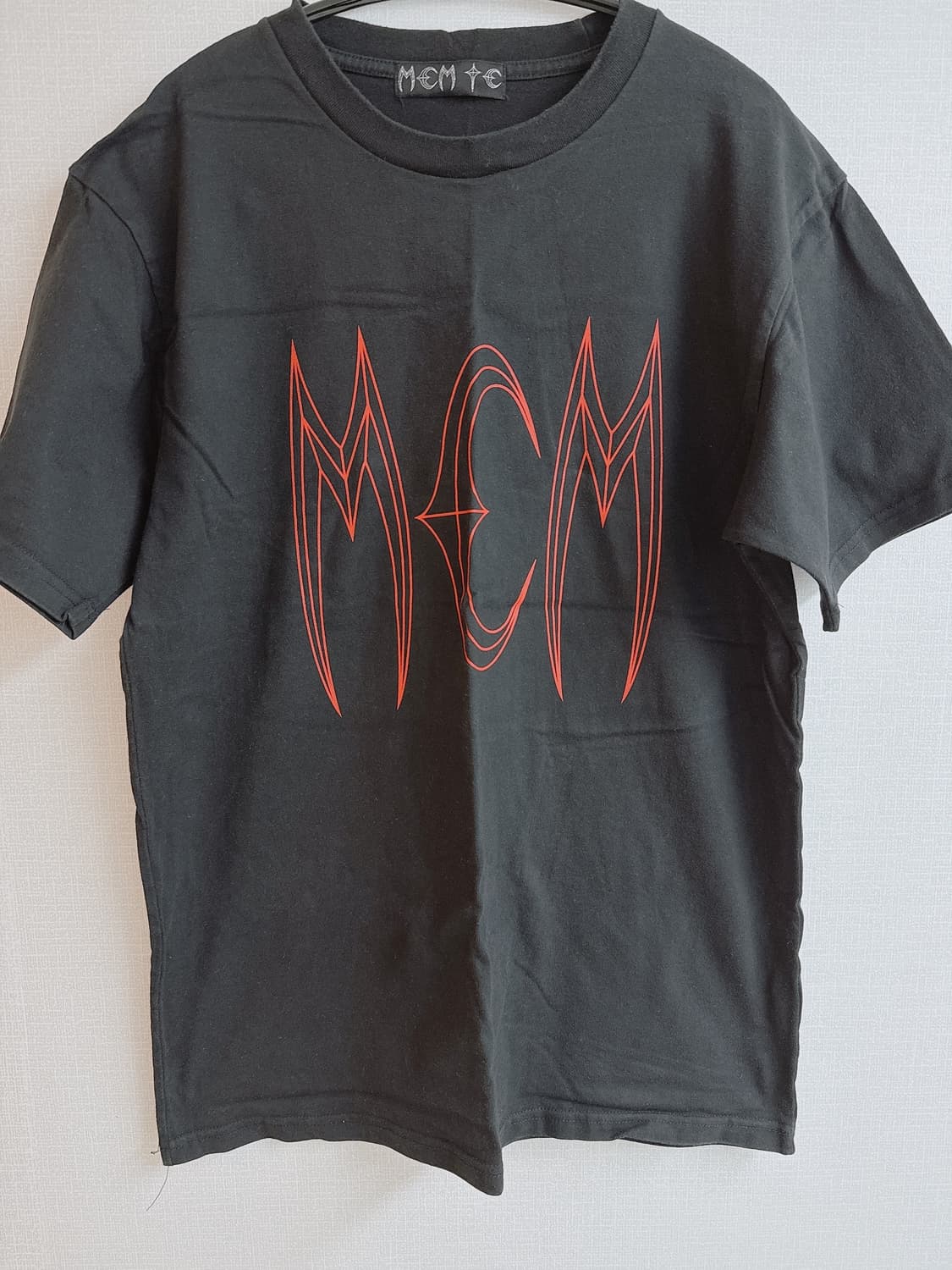 떠그클럽 엠씨엠 콜라보 반팔 상품이미지1