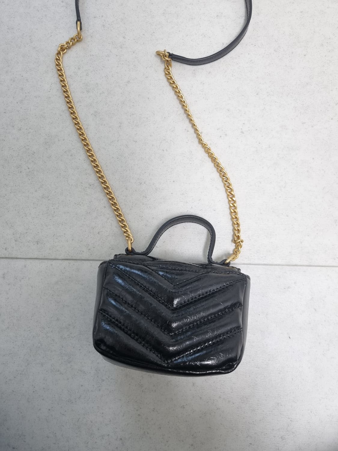 오스트카카 크누트 퀄팅 미니 블랙 가방 상품이미지7