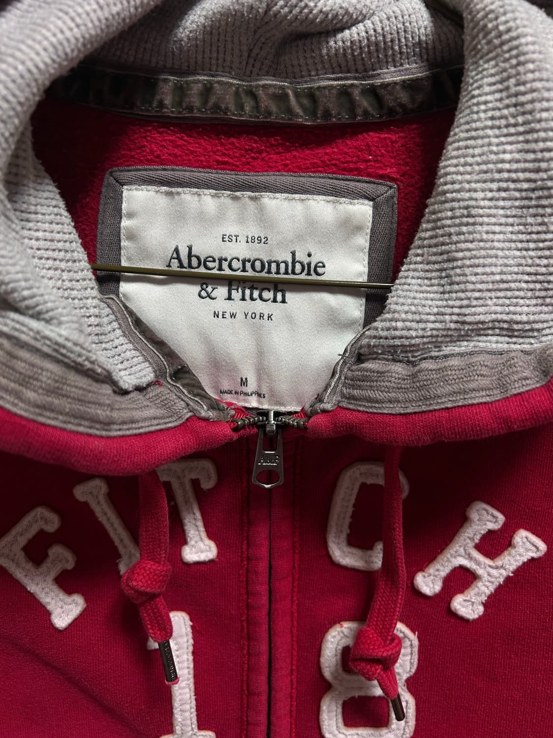아베크롬비 레드 후드집업 M 상품이미지2