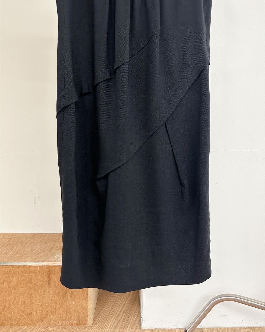 스포츠막스 블랙 핀턱 비스코스 하프 원피스  상품이미지6