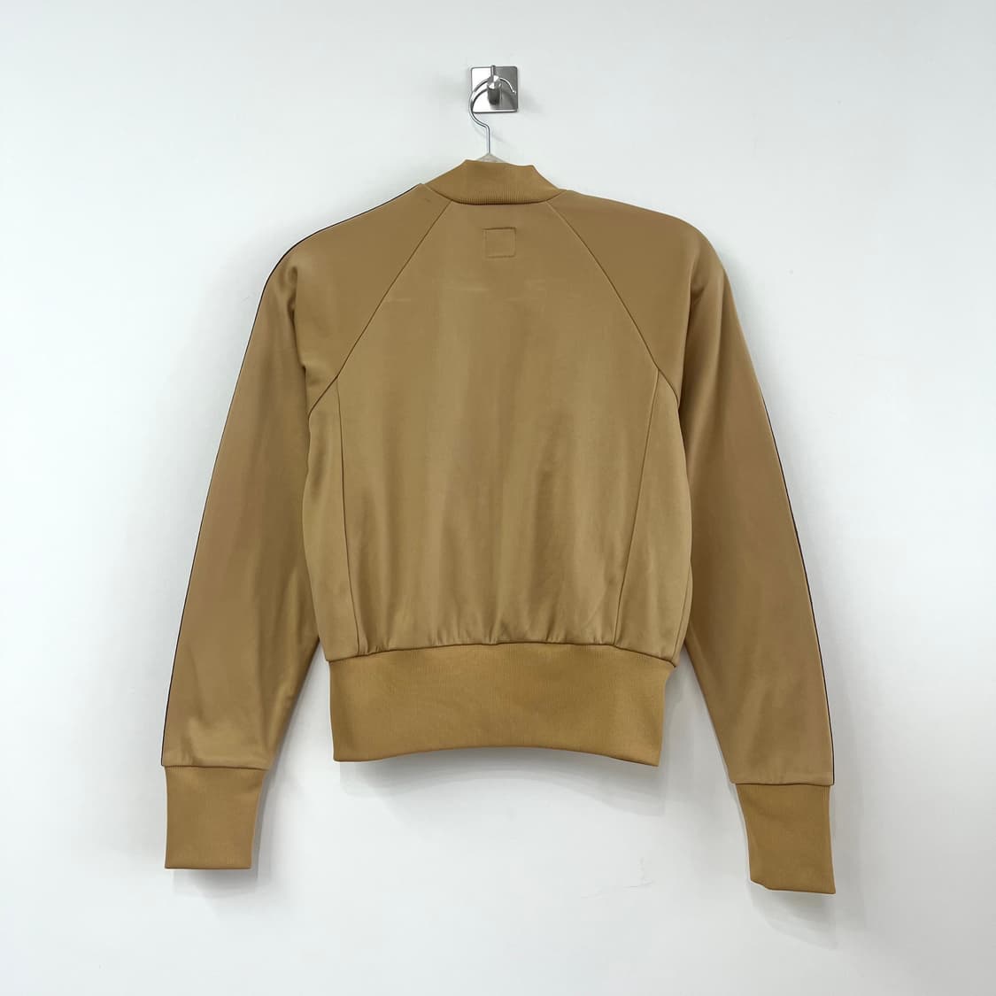 아디다스 딱붙핏 모카 브라운 크롭 트랙탑 져지 상품이미지3