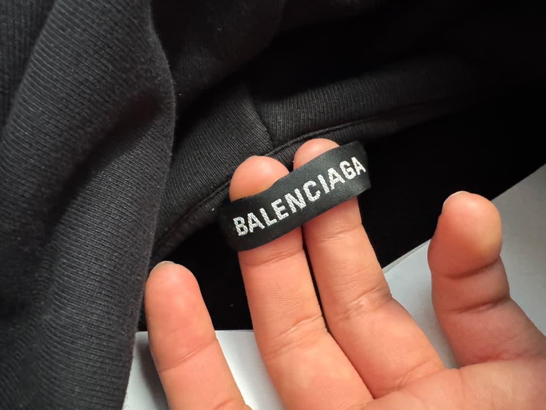 발렌시아가 백로고 후드티 상품이미지3