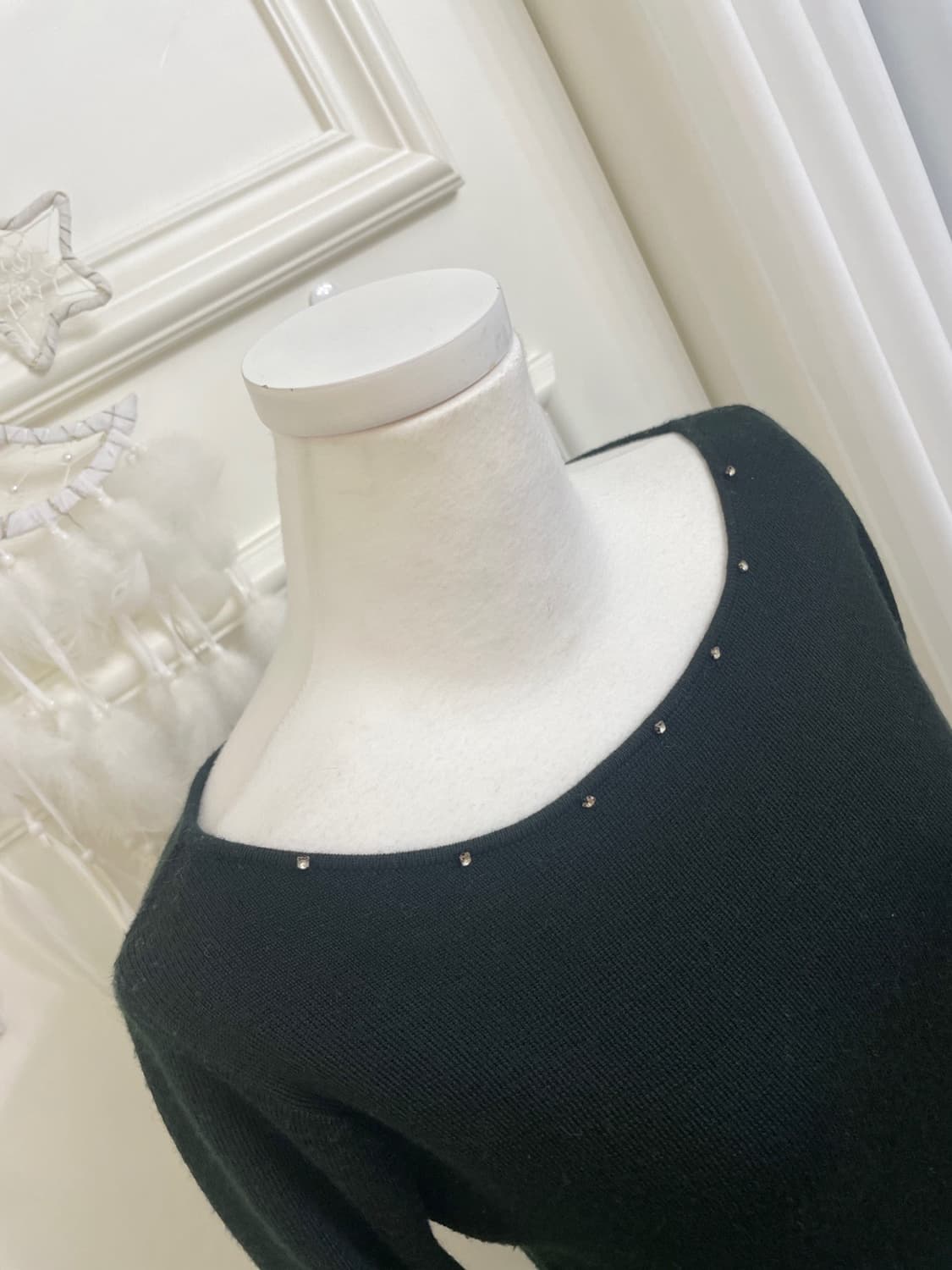 black neck stone point basic knit top 상품이미지7