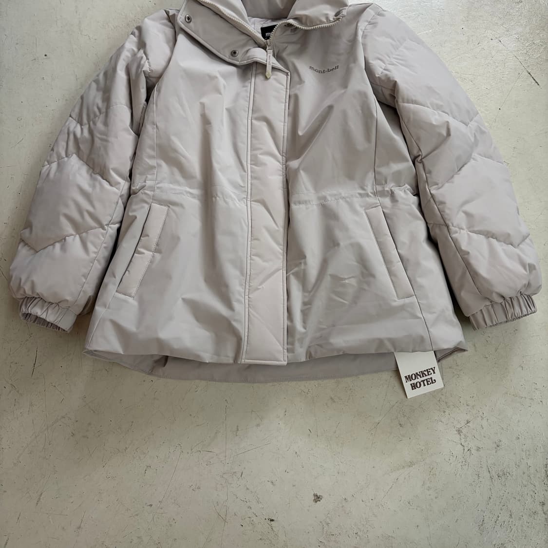 몽벨 에어웜 빈티지 패딩 M 상품이미지3