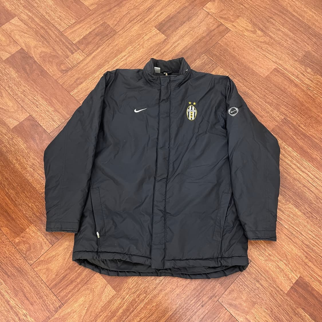 나이키 유벤투스 패딩 상품이미지1