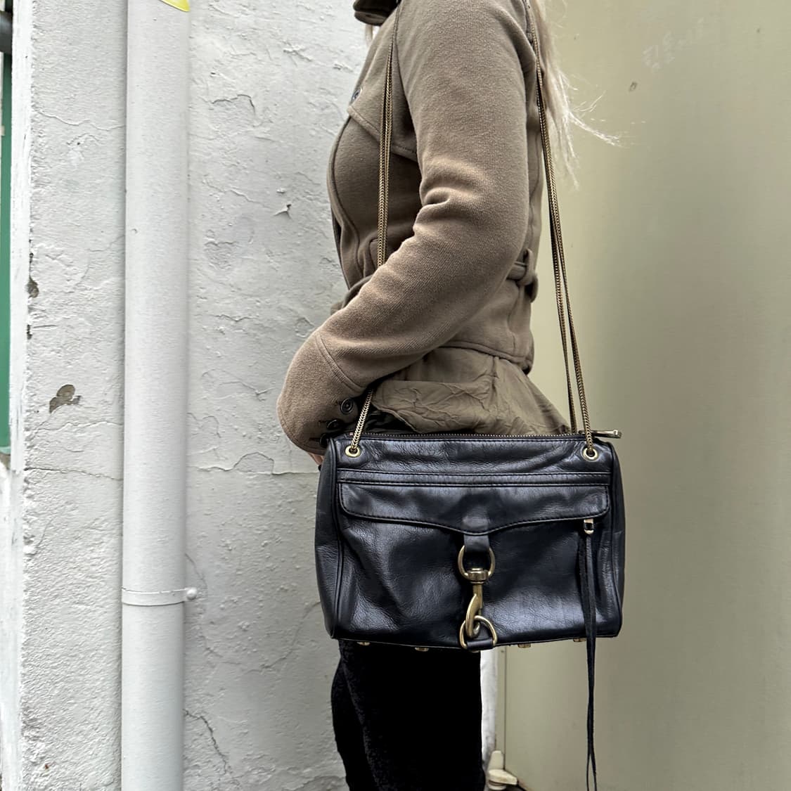 00s 레베카 민코프 앤틱 브라스 크로스백 상품이미지1