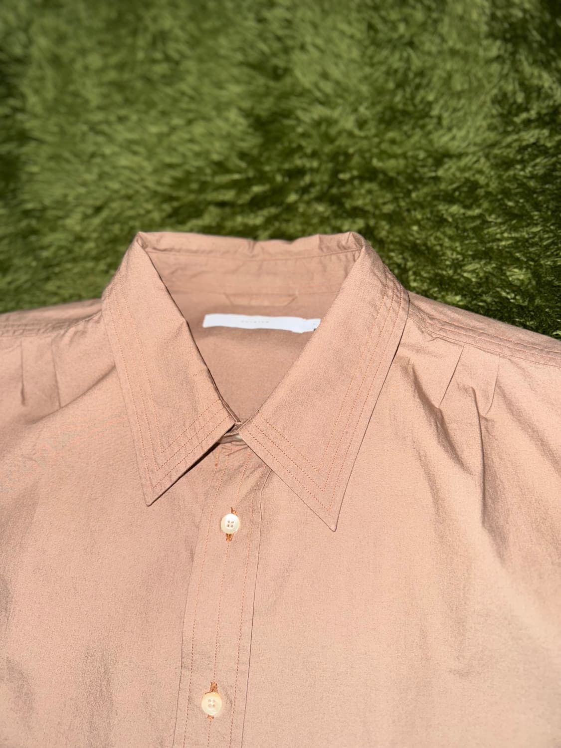 [L] SHIRTER 셔터 스티치 디테일 루즈 핏 셔츠 베이지 상품이미지3