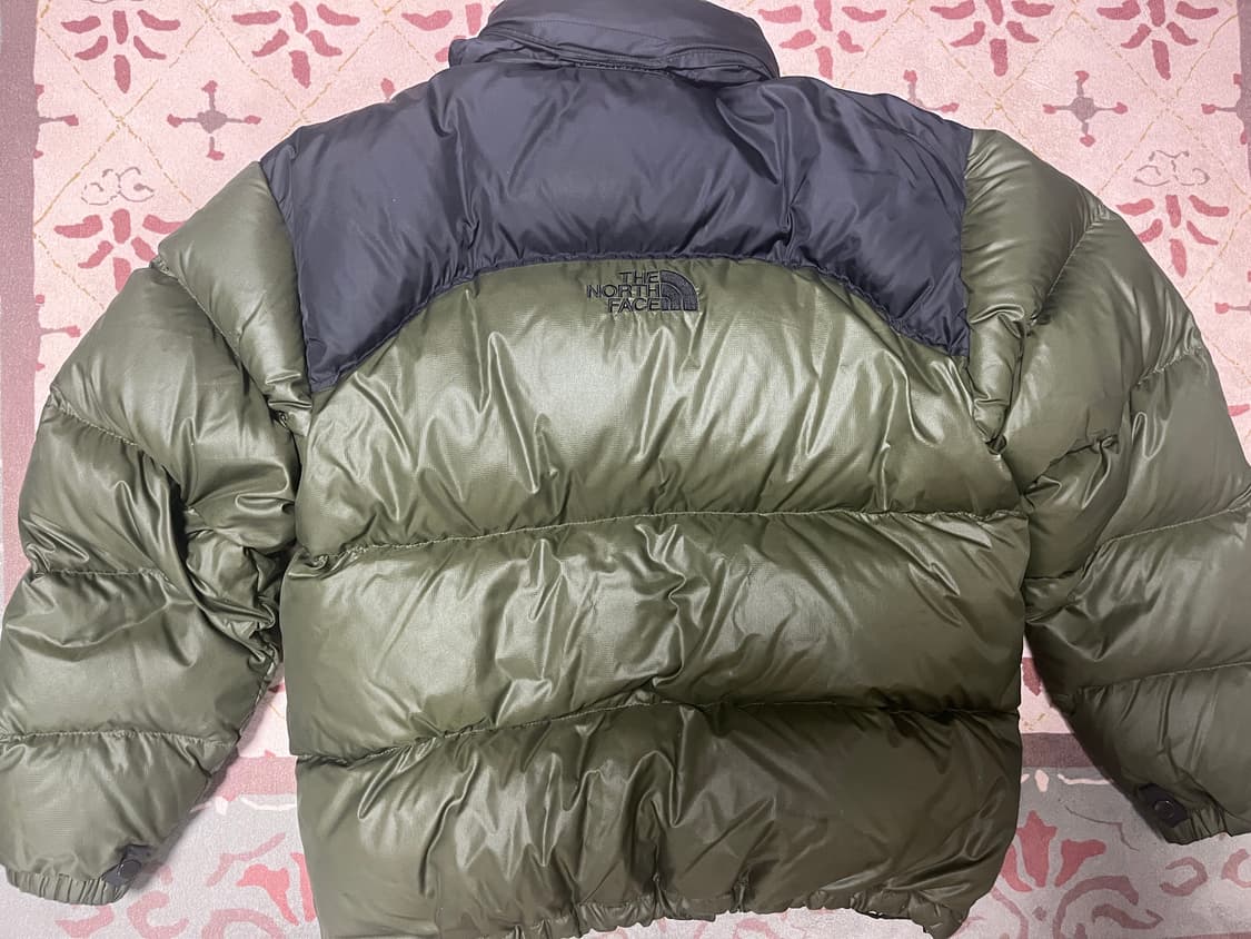 노스페이스 올드 눕시 센터로고 다운 자켓 상품이미지2
